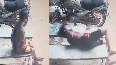 Heart Attack Video: डॉक्टर को दिखाने गए लड़के को आया हार्ट अटैक, दर्दनाक मौत का CCTV फुटेज आया सामने