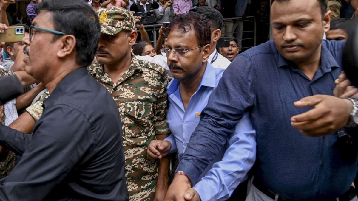Kolkata Rape Murder: बड़े नेटवर्क का पर्दाफाश जरूरी, CBI को संदीप घोष समेत चारों आरोपियों की 8 दिन की रिमांड मिली