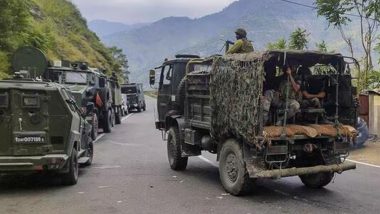 Jammu and Kashmir: बांदीपोरा मुठभेड़ में सुरक्षाबलों ने एक आतंकी को मार गिराया; इलाके में गोलीबारी जारी | Video