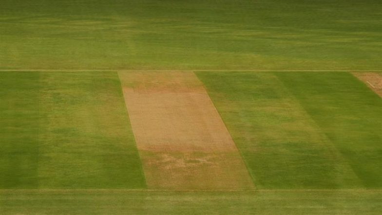 Wankhede Stadium Pitch Stats & Records: मुंबई में MI बनाम KKR IPL 2025 मैच से पहले जानें वानखेड़े स्टेडियम की पिच रिकॉर्ड्स, मोस्ट रन, विकेट समेत खास आंकड़े