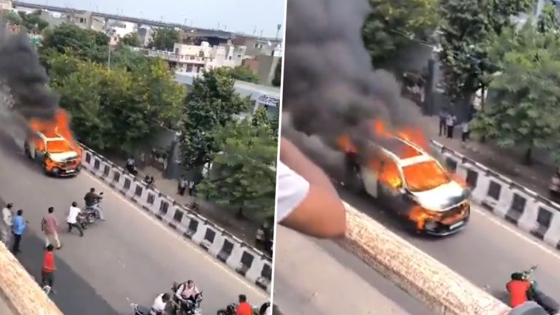 Jaipur Fire Video: जयपुर के सोढाला परिसर में चलती कार बनी आग का गोला, ड्राइवर ने कूदकर बचाई खुद की जान