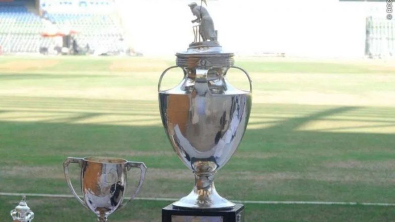 Ranji Trophy: दूसरे दिन के खेल के लिए अरुण जेटली स्टेडियम में अतिरिक्त सुरक्षाकर्मी लगाए गए