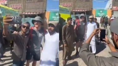 Ben Stokes Lookalike in Rawalpindi: पाकिस्तान में बेन स्टोक्स के हमशक्ल के साथ तस्वीरें क्लिक करने के लिए उमड़ी फैंस की भारी भीड़, देखें वीडियो