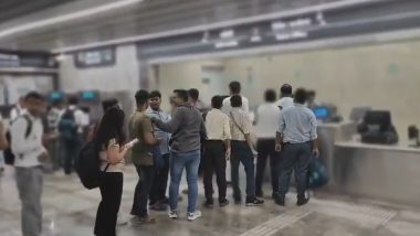 Mumbai Metro Line 3: मुंबई का पहला अंडरग्राउंड मेट्रो 3 की सेवा BKC से आरे के बीच शूरू, पहले ही दिन यात्रा करने वालों की दिखी भड़ी (Watch Video)