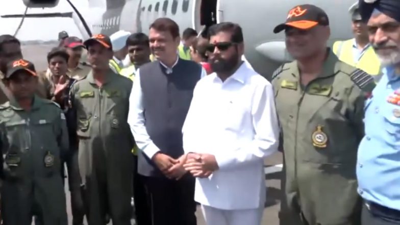VIDEO: IAF C-295 से हुई नवी मुंबई इंटरनेशनल एयरपोर्ट के रनवे का परीक्षण, CM शिंदे और फड़णवीस रहे मौजूद; देखें वीडियो