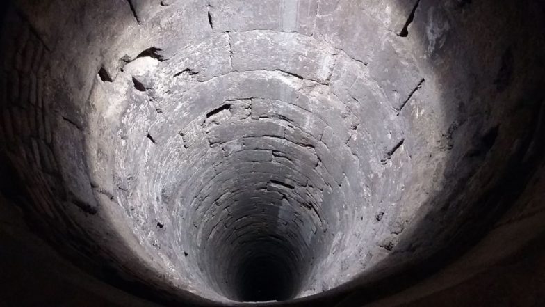 Hyderabad: कुएं का जहरीला पानी पीने से 2 लोगों की मौत, 100 से ज्यादा बीमार! जांच पड़ताल में जुटी पुलिस