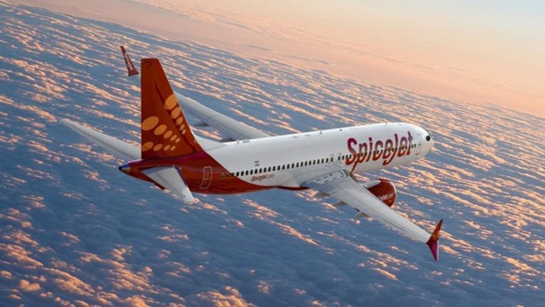 SpiceJet Layoffs: स्पाइसजेट में 2024 में करीब 2,000 कर्मचारियों की छंटनी, फाइनेंशियल सुधार के तहत लिया गया फैसला