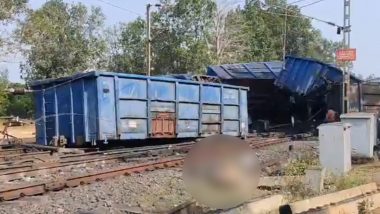 Bilaspur Goods Train Derailed: बिलासपुर के पेंड्रा के पास मालगाड़ी के 23 डिब्बे हुए बेपटरी, 5 पलटे, कई ट्रेनें हुई रद्द, देखें वीडियो