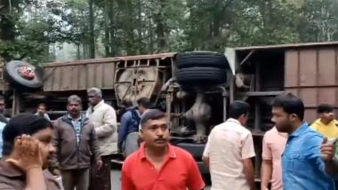 Wayanad Bus Accident: केरल के वायनाड में बड़ा हादसा, थिरुनेली के पास पलटी तीर्थयात्रियों से भरी बस; सामने आया भयावह VIDEO