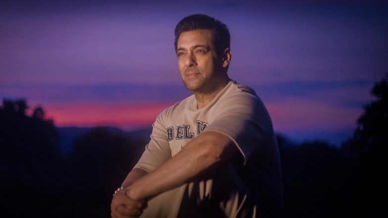 Salman Khan House Gets Bulletproof Windows: सलमान खान के जुहू स्थित घर में चल रहा है रेनोवेशन, लगाई जा रहीं बुलेटप्रूफ खिड़कियां (Watch Video)