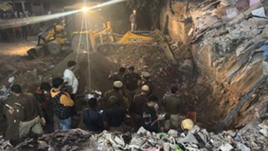 Noida Building Collapse: नोएडा में इमारत गिरने से एक से की मौत, तीन घायलों का इलाज जारी