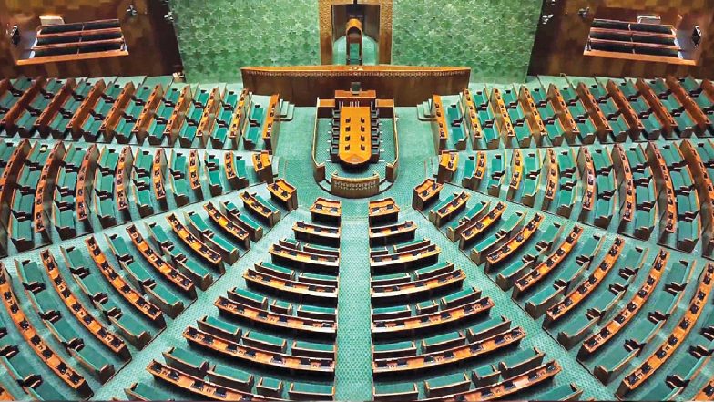 Waqf Amendment Bill JPC: वक्फ जेपीसी पर हंगामा, विपक्ष ने कहा असहमति नोट हटाया, सरकार ने कहा कोई छेड़छाड़ नहीं