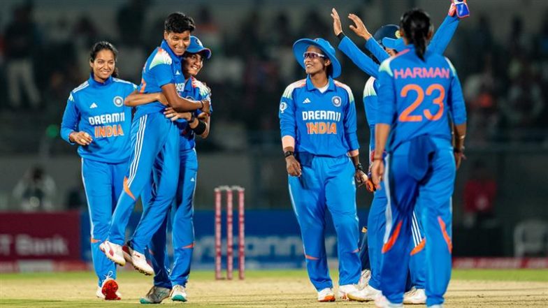 IND W vs WI W 2nd ODI 2024 Live Score Updates: दूसरे वनडे में वेस्टइंडीज महिला टीम को लगा 8वां झटका, प्रिया मिश्रा ने ज़ैदा जेम्स को बनाया अपना दूसरा शिकार