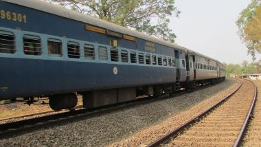 Kochi Railway Station Fire Breaks: कोच्चि में रेलवे स्टेशन के पास लगी भीषण आग, किसी के हताहत होने की खबर नहीं