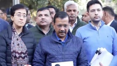 Arvind Kejriwal Met CEC: AAP मुखिया अरविंद केजरीवाल ने CEC से की मुलाकात, बीजेपी पर लगाए वोट कटवाने के आरोप; चुनाव आयोग के सामने रखा 3 हजार पेज का डेटा (Watch Video)