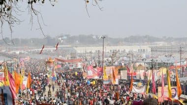 Foreign Tourists in Mahakumbh 2025: किन आकर्षणों से खिंचे चले आते हैं सात समंदर पार से यहां विदेशी श्रद्धालु?