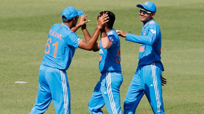 Sri Lanka U19 vs India U19, 2nd Semi Final Scorecard: दूसरे सेमीफाइनल मुकाबले में टीम इंडिया के गेंदबाजों ने मचाया कोहराम, श्रीलंका को महज 173 रनों पर समेटा; यहां देखें पहली पारी का स्कोरकार्ड