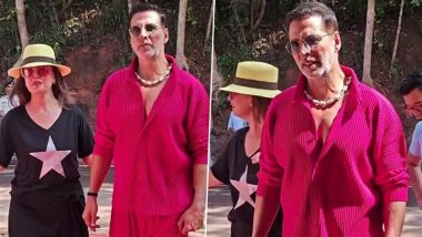 Akshay Kumar Cool Look in Goa: अक्षय कुमार ने पहना मरून को-ऑर्ड सेट और खास नेक पीस, सोशल मीडिया पर वीडियो हुआ वायरल वायरल (Watch Video)