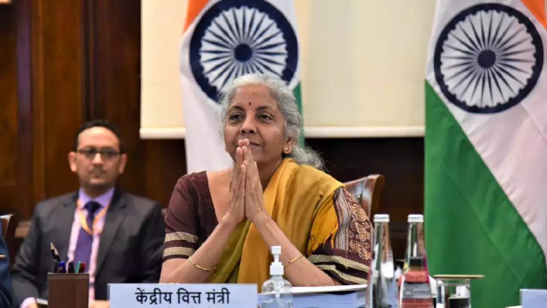 GST काउंसिल बैठक: आम आदमी को झटका, हेल्थ और लाइफ इंश्योरेंस प्रीमियम पर 18% टैक्स बरकरार,