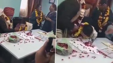 Sudden Death Video: कोटा में पति की रिटायरमेंट पार्टी में पत्नी की मौत, माला पहनाते ही थम गईं सांसे; मातम में बदलीं खुशियां