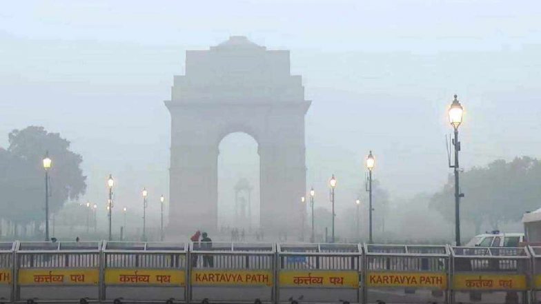 Delhi AQI: दिल्ली की वायु गुणवत्ता फिर 'खराब' हुई, अगले दो दिन तक सुधार की उम्मीद नहीं