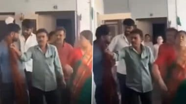 Boy Caught in Girls Hostel: गर्ल्स हॉस्टल में प्रेमिका से चोरी-छिपे मिलते हुए पकड़ा गया लड़का, हुई पिटाई