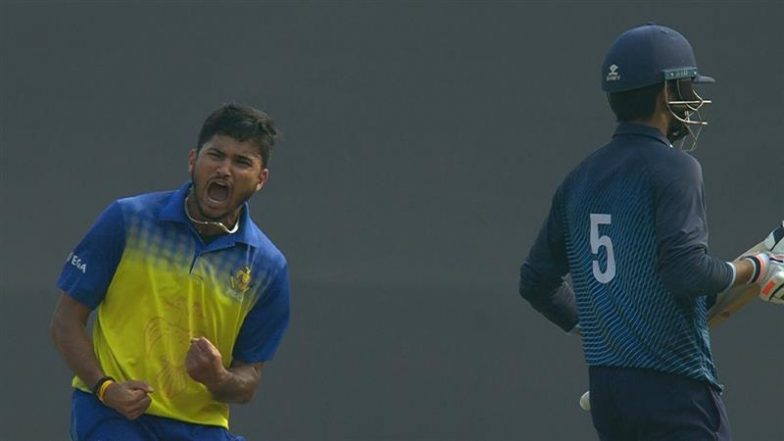 Vijay Hazare Trophy 2025: देवदत्त पडीक्कल और रविचंद्रन स्मरण ने जड़ा अर्धशतक, कर्नाटक ने हरियाणा को हराकर विजय हजारे ट्रॉफी के फाइनल में की एंट्री