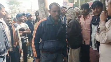 VIDEO: साइकिल चोरी करने के आरोप में ग्रामीणों ने शख्स की पोल से बांधकर की पिटाई, फतेहपुर का वीडियो आया सामने