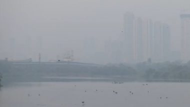 Maharashtra Air Pollution: मुंबई शहर के कुछ हिस्सों में हवा में धुंध की परत छाई, जिससे समग्र वायु गुणवत्ता खराब- देखें वीडियो