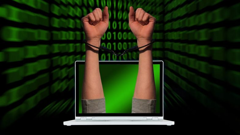 Mumbai Digital Arrest Case: आधार कार्ड के फर्जी इस्तेमाल का डर दिखाकर किया 'डिजिटल अरेस्ट', बुजुर्ग महिला से ठगे ₹20.25 करोड़; मुंबई पुलिस ने दो आरोपियों को किया गिरफ्तार