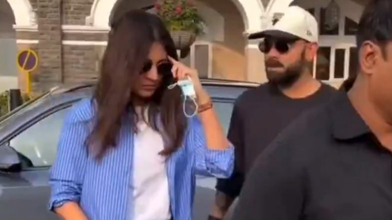 Virat Kohli Spotted at Gateway of India: पत्नी&nbsp;अनुष्का शर्मा के साथ गेटवे ऑफ इंडिया पर दिखे टीम इंडिया के स्टार बल्लेबाज विराट कोहली, वीडियो हुआ वायरल