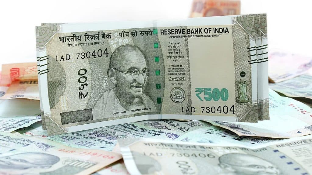 Ladki Bahin Yojana: सोलापुर में लाड़की बहिन योजना को लेकर चौंकाने वाला खुलासा, लाभ के लिए महिलाओं ने बदली जन्मतिथि और इस्तेमाल किए अलग-अलग आधार कार्ड