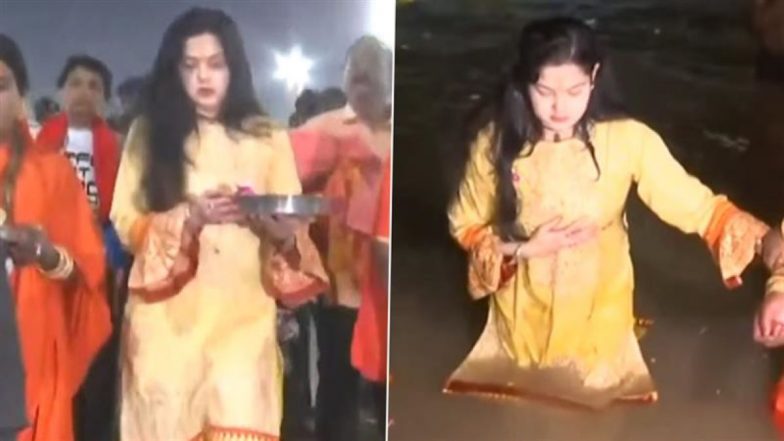 अभिनेत्री ममता कुलकर्णी ने गृहस्थ जीवन से लिया संन्यास, किन्नर अखाड़ा की महामंडलेश्वर बनीं
