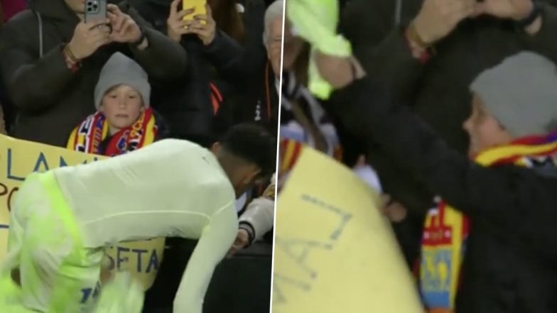 Lamine Yamal&nbsp;Gifts&nbsp;Jersey to Kid: लामिन यमल&nbsp;ने जीता फैंस का दिल, वालेंसिया बनाम बार्सिलोना मैच के बाद बच्चे को गिफ्ट की अपनी जर्सी, देखें तस्वीरें
