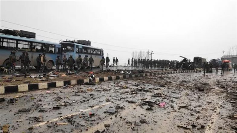 Pulwama Attack: 14 फरवरी को जब सारी दुनिया वैलेंटाइन डे मनाती है, भारत में काला दिवस मनाया जाता है! जानें क्या है वजह!