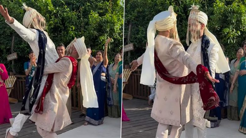 Gay Wedding: भारतीय गे विवाह में दो दूल्हों की डबल बारात का वीडियो वायरल, पंजाबी बोलियों का देखें मजेदार क्लिप
