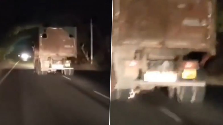 Agra Road Accident: आगरा में ट्रक के नीचे फंसी बाइक, ड्राइवर ने रोकने की बजाए 2 किलोमीटर तक घसीटा, 3 की हुई मौत (Watch Video)