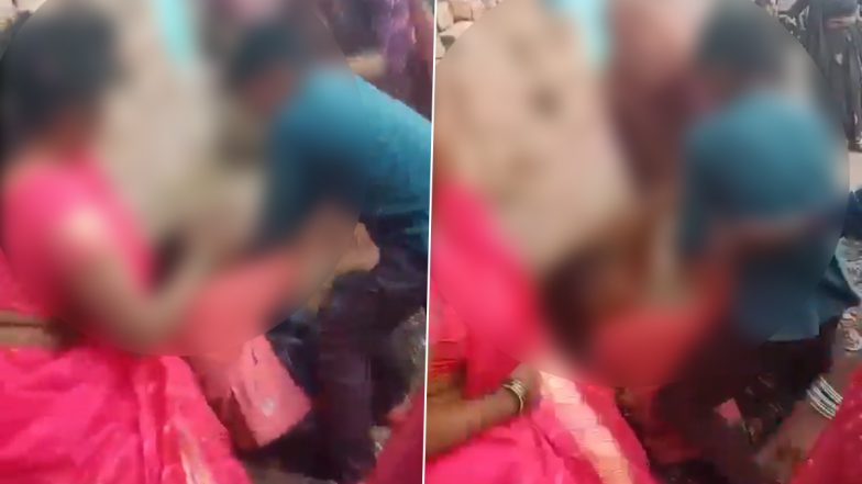 Jalaun Shocker: औरतों के एक समूह ने महिला को सरेआम थप्पड़ और लात-घूंसे मारे, वीडियो आया सामने