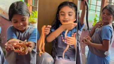 School Girls Playing With Snake: स्कूल की लड़कियों का सांप के बच्चों के साथ खेलते हुए क्लिप वायरल, देखें डरावना वीडियो