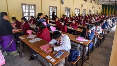 सीबीएसएई अब दो बार देगी बोर्ड परीक्षा का मौका, छात्रों के लिए फायदा या नुकसान