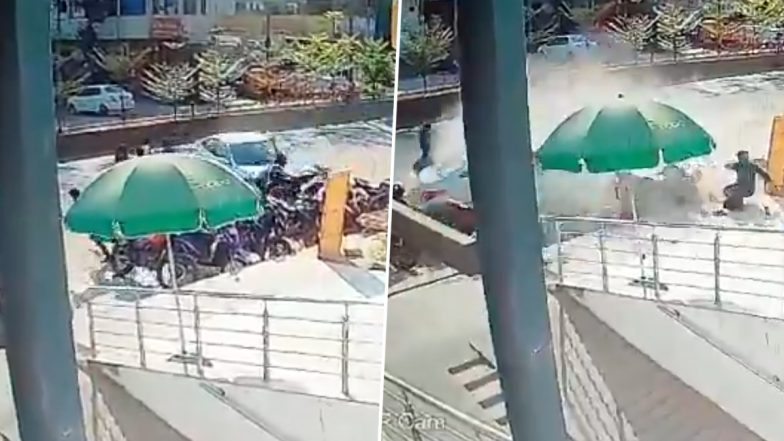 Accident Caught on Camera in Hyderabad: नशे में ड्राइवर ने सूर्यपेट रोड पर तेज रफ्तार कार से 8 बाइकों को मारी टक्कर, 3 घायल