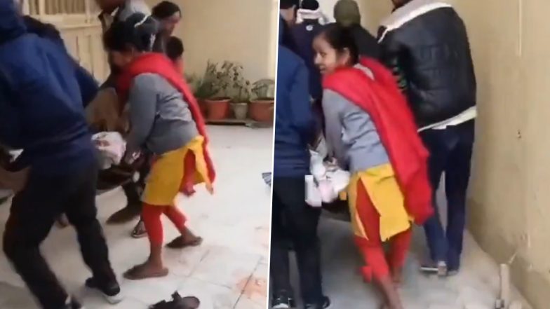 VIDEO: ग्रेटर नोएडा वेस्ट में 19वें फ्लोर से गिरकर मेड की हुई मौत, पश्चिम बंगाल की थी निवासी, पुलिस जांच में जुटी