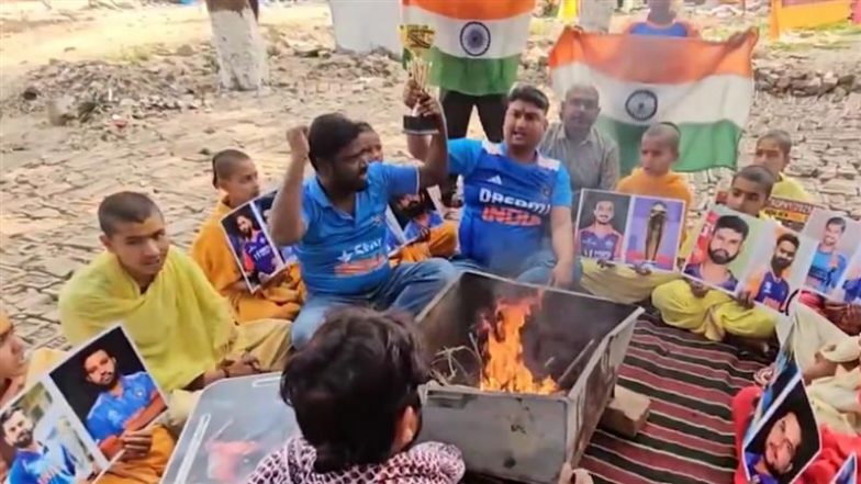 IND vs PAK Champions Trophy 2025: भारत-पाकिस्तान मैच से पहले पटना में टीम इंडिया की जीत के लिए पुजारियों ने की हवन, देखें वीडियो