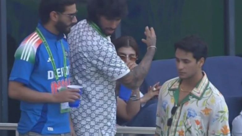 IND vs PAK ICC Champions Trophy 2025: भारत बनाम पाकिस्तान मैच देखें स्टेडियम पहुंचे अभिषेक शर्मा और तिलक वर्मा, दुबई स्टेडियम में दिखी युवा सितारों की झलक, देखें तस्वीरें