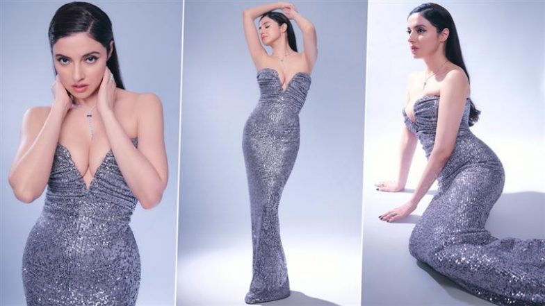 Divya Khosla ने ग्लैमरस अवतार में गिराई बिजली, एक्ट्रेस की हॉटनेस ने बढ़ाया तापमान (View Pics)