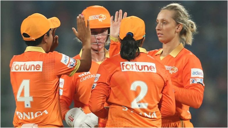 GG W vs UPW W, 3rd T20 Match Live Score Update: यूपी वारियर्स की टीम को लगा दूसरा झटका, सलामी बल्लेबाज वृंदा दिनेश लौटी पवेलियन