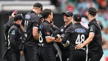 New Zealand Beat Pakistan, 1st ODI Match Scorecard: लाहौर वनडे में न्यूजीलैंड ने पाकिस्तान को 78 रनों से दी करारी शिकस्त, मिशेल सैंटनर और मैट हेनरी ने बरपाया कहर; यहां देखें PAK बनाम NZ मैच का स्कोरकार्ड