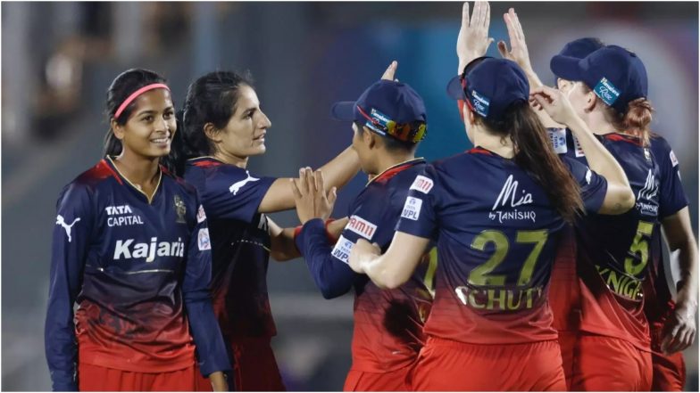 GG W vs RCB W, 1st Match Live Score Update: गुजरात जाइंट्स की टीम को लगा पहला बड़ा झटका, सलामी बल्लेबाज लौरा वोल्वार्ड्ट हुई आउट