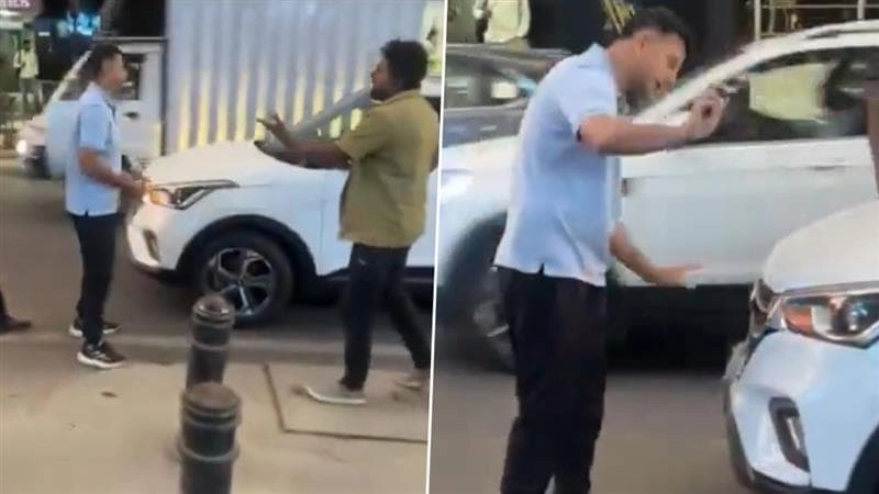 Rahul Dravid's Car Collision With Goods Auto: बेंगलुरु में राहुल द्रविड़ की कार की ऑटो से टक्कर, पूर्व भारतीय कोच और ड्राइवर के बीच हुई बहस, देखें वीडियो