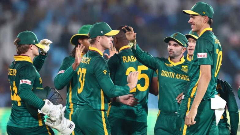 South Africa Beat Afghanistan, Champions Trophy 2025 3rd Match Scorecard: तीसरे मुकाबले में दक्षिण अफ्रीका ने अफगानिस्तान को 107 रनों से रौंदा, लुंगी एनगिडी और कगिसो रबाडा ने की घातक गेंदबाजी; यहां देखें AFG बनाम SA मैच का स्कोरकार्ड